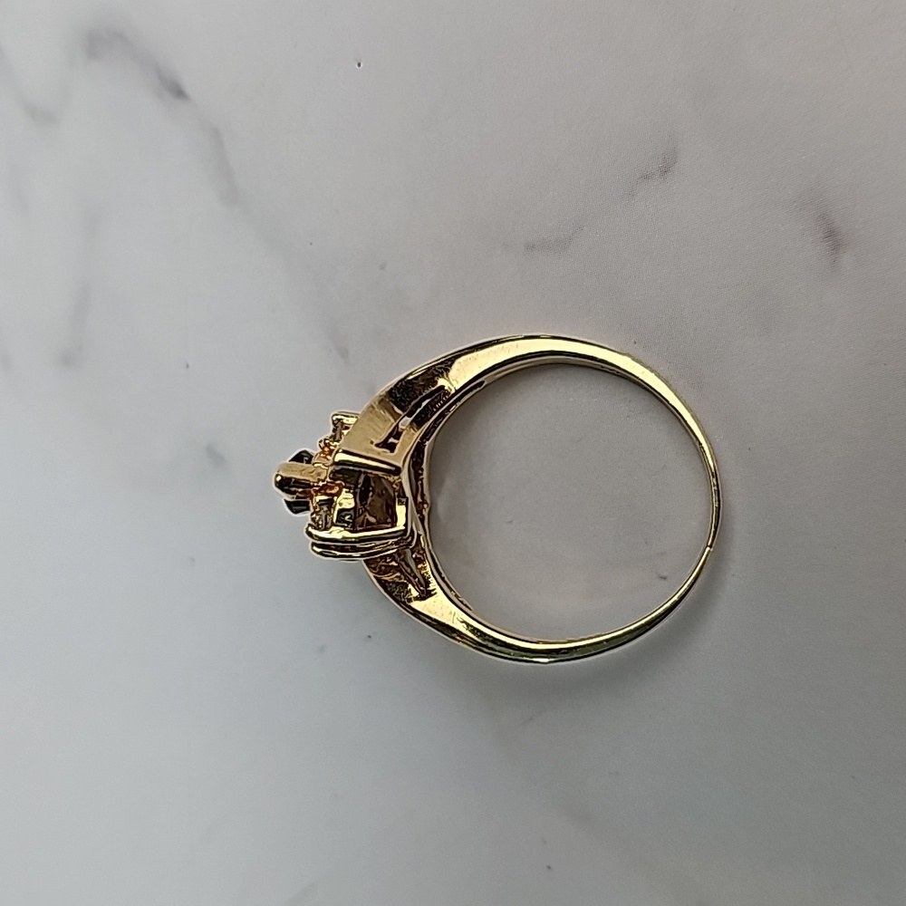 14KT YELLOW GOLD BLUE MARQUIS CUT SAPPHIRE AND DIAMOND RING - Picture 9 of 12